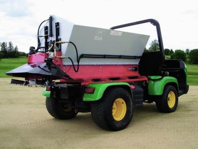 Пескователь Rink DS800 Redexim для John Deere и Toro Workman